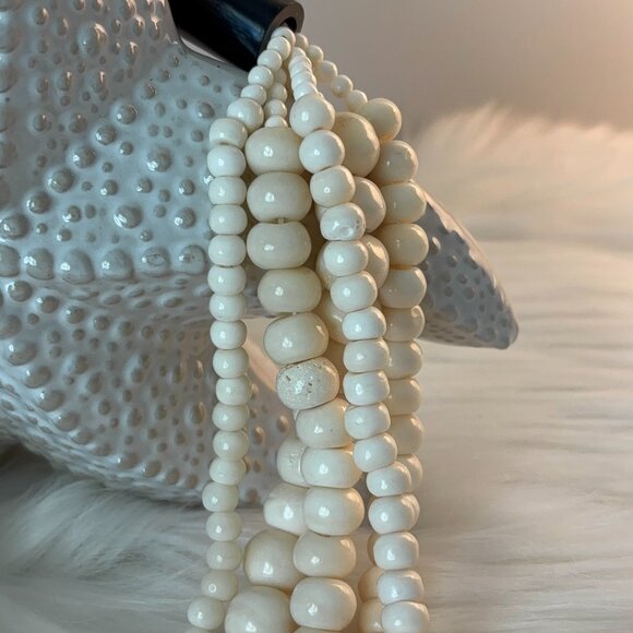 MONIES GERDA LYNGGAARD (?) BEAD AND HORN HOOK NECKLACE - Picture 4 of 12